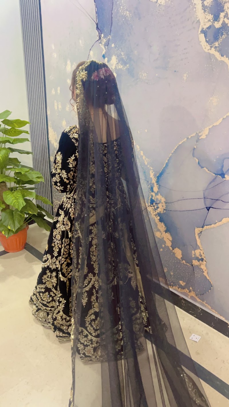 Esha's Makeup Studio in Bahawalpur, Punjab