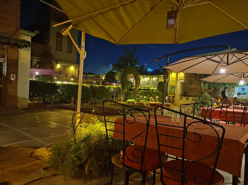 Khayyam Hotel & Restaurant in Chiniot, Punjab