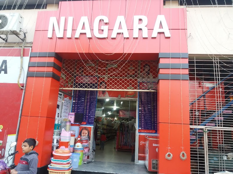 Niagra Super Mart in Sahiwal, Punjab