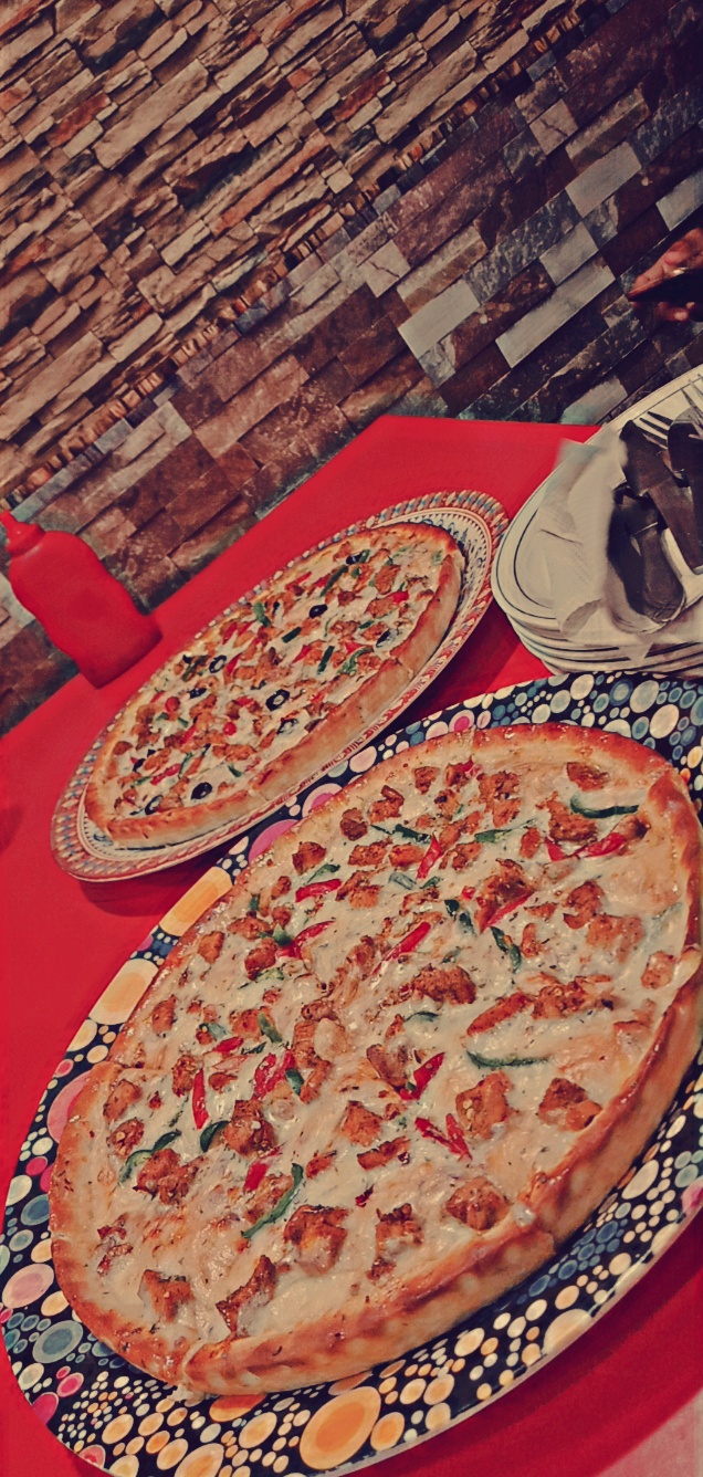 Burger and Pizza Hut in Attock, Punjab