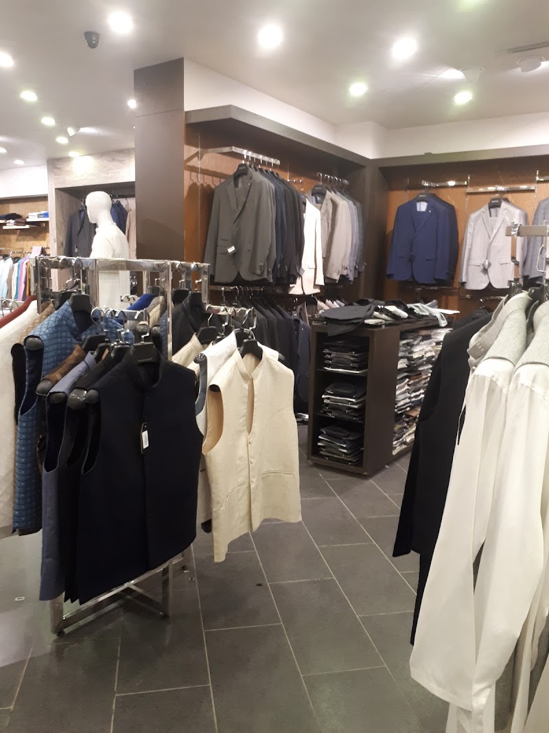 edenrobe & FUROR - Model Town, Bahawalpur in بہاولپور, پنجاب