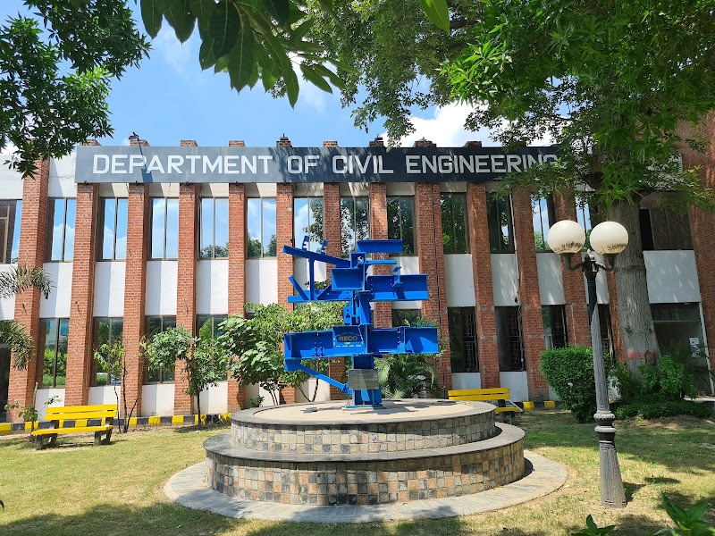 University of Engineering and Technology (UET), Lahore in Lahore, Punjab
