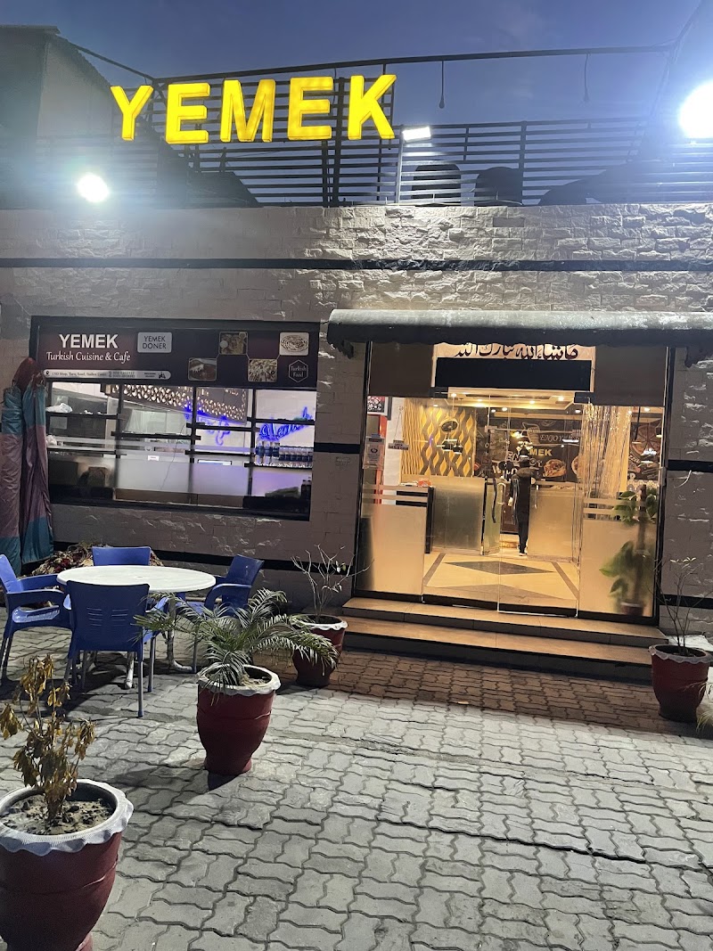 Yemek Doner Kebab & Pizza Italian in Sialkot, Punjab