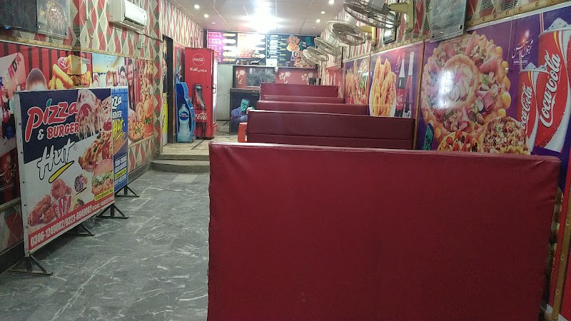 Pizza & Burger Hut Pakpattan in Pākpattan, Punjab