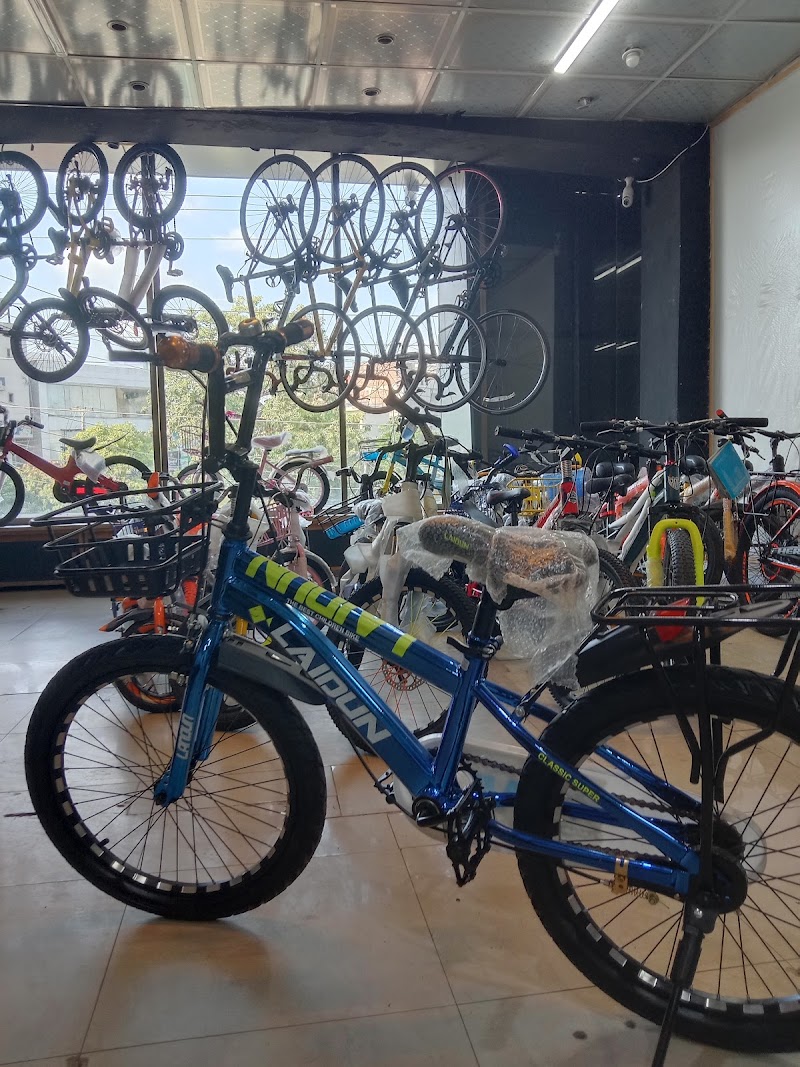 Two wheels high quality bicycles warehouse in Lahore, Punjab
