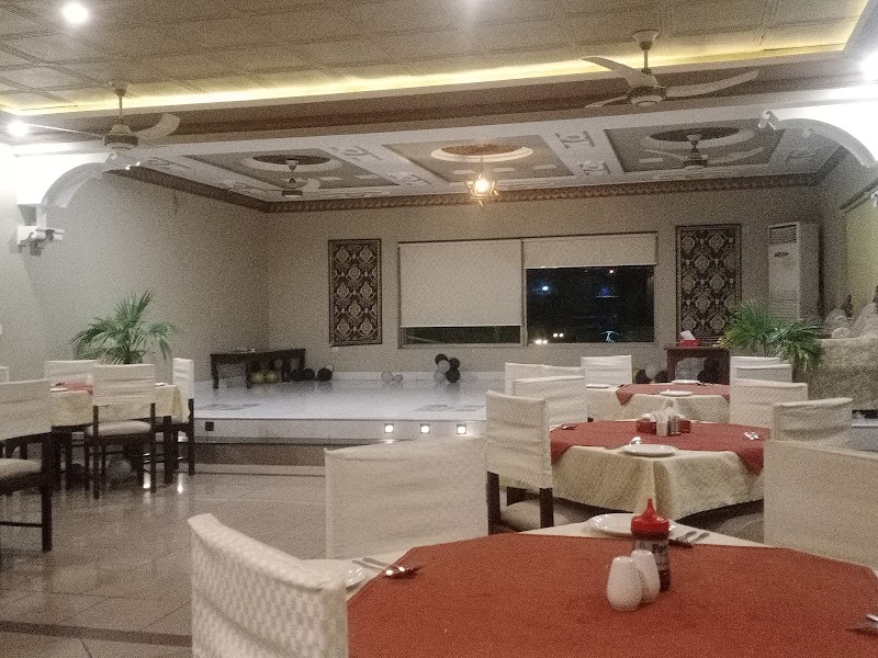 Fort Restaurant in Khanewal, Punjab