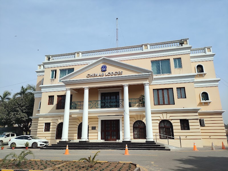 (The Chenab Club (G دی چناب کلب (جی) in Faisalabad, Punjab