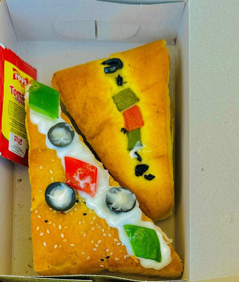 Ajwa Bakers & Restaurant Mandi Bahauddin in Mandi Bahauddin, Punjab