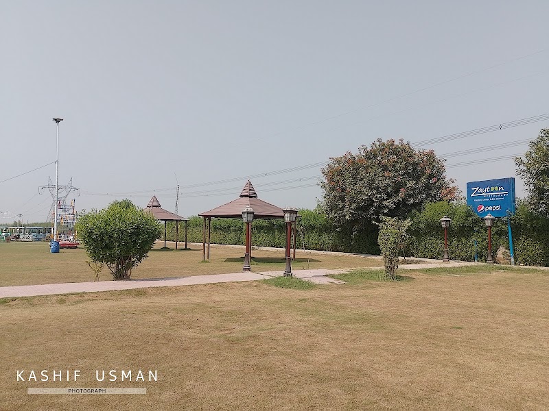 Zaytoon Restaurant dg khan near ghazi ghat Toll Plaza in Dera Ghazi Khan, Punjab