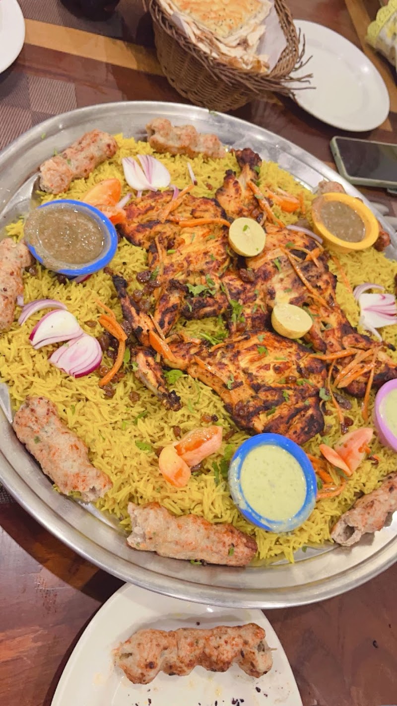 Al Noor Zaiqa Family Restaurants & HFC in Gujranwala, Punjab