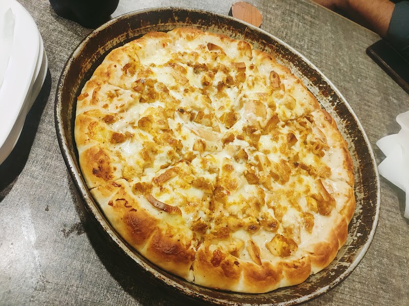 Yumm In Tumm in Sheikhupura, Punjab