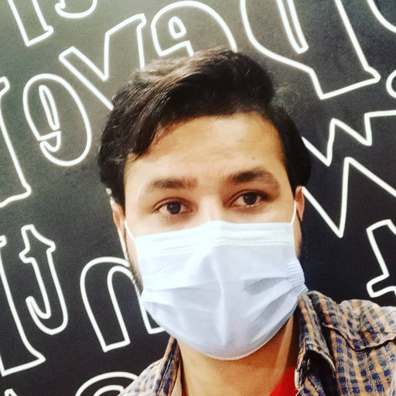 Clean cut Saloon in Gojra, Punjab