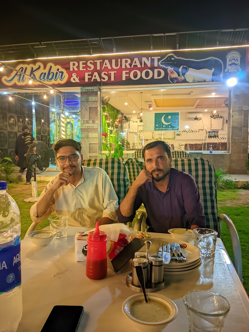 Al Kabir Restaurant & Fast Food in Jauharabad, Punjab