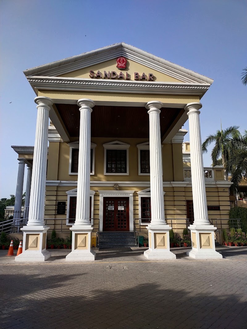 (The Chenab Club (G دی چناب کلب (جی) in Faisalabad, Punjab