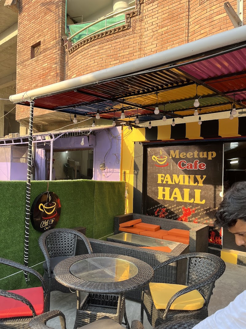 Meetup Cafe in Jhelum, Punjab