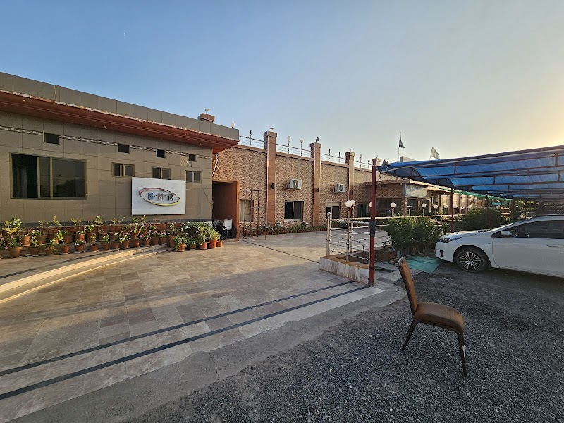 Bismillah Highway Restaurant in Khanewal, Punjab