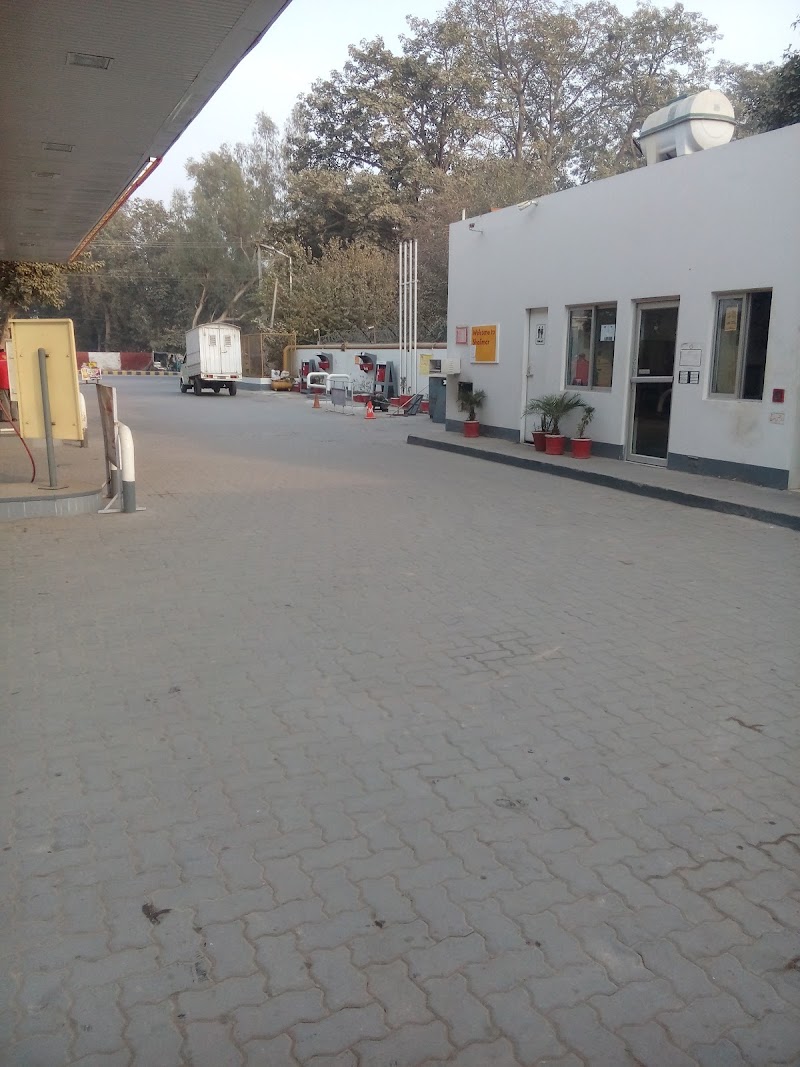 Shalimar Filling Station in Sahiwal, Punjab, Punjab