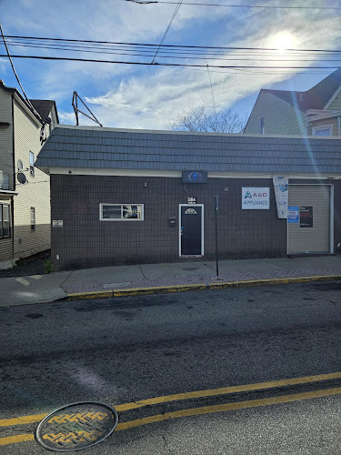 THE CRACK DOC - PHONE AND COMPUTER REPAIR CENTER