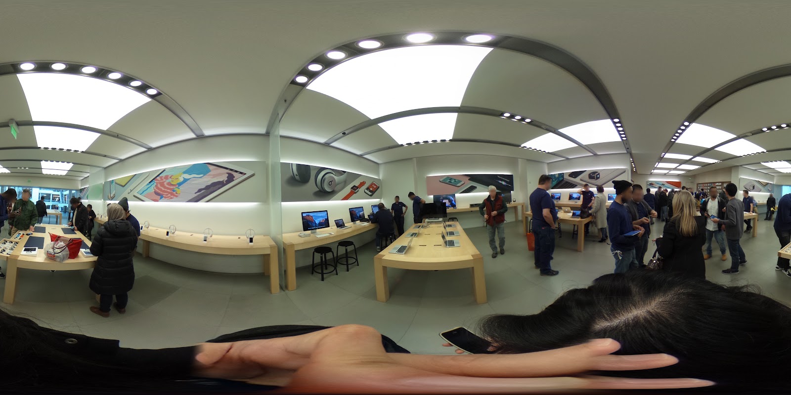 Apple Pentagon City Electronics Repair Shop in Arlington, VA