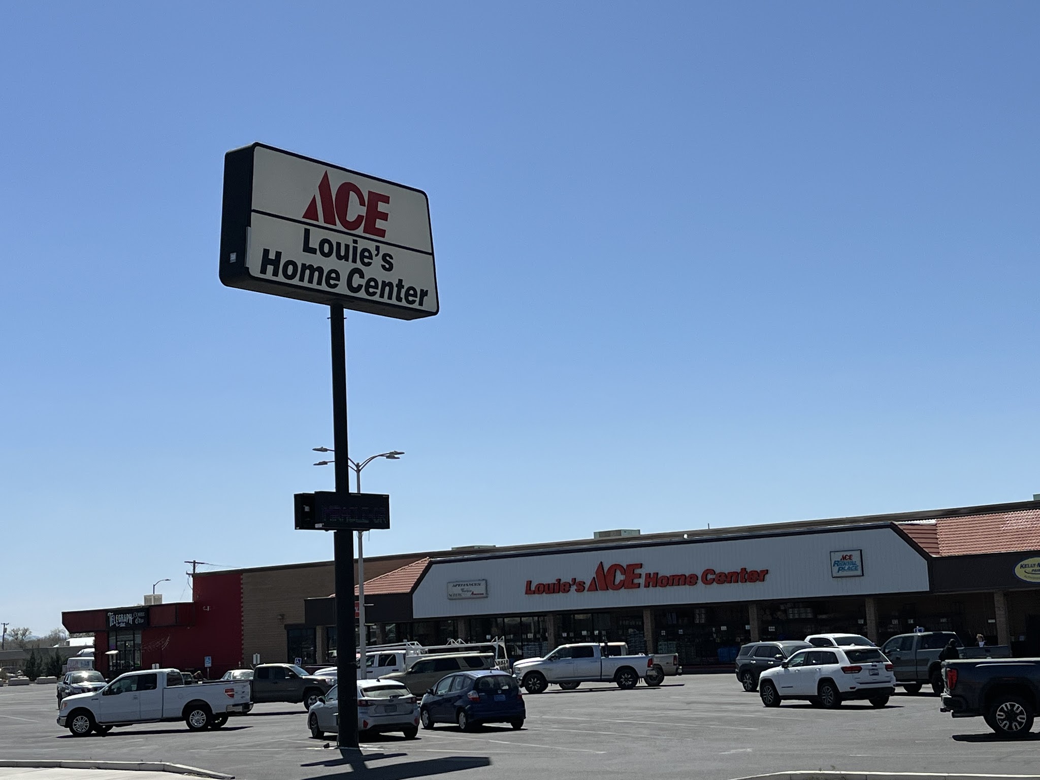 Louie's ACE Home Center Handyman in Fallon, NV