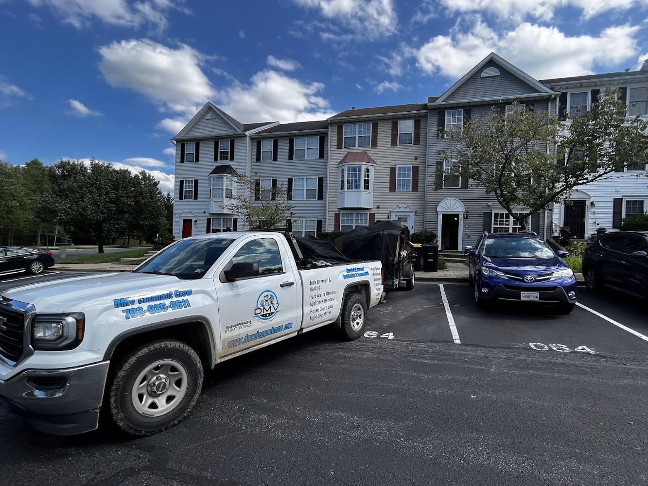 DMV Cleanout Crew Waste Management Service in Arlington, VA