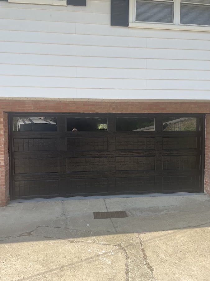 Varney Door Co Inc