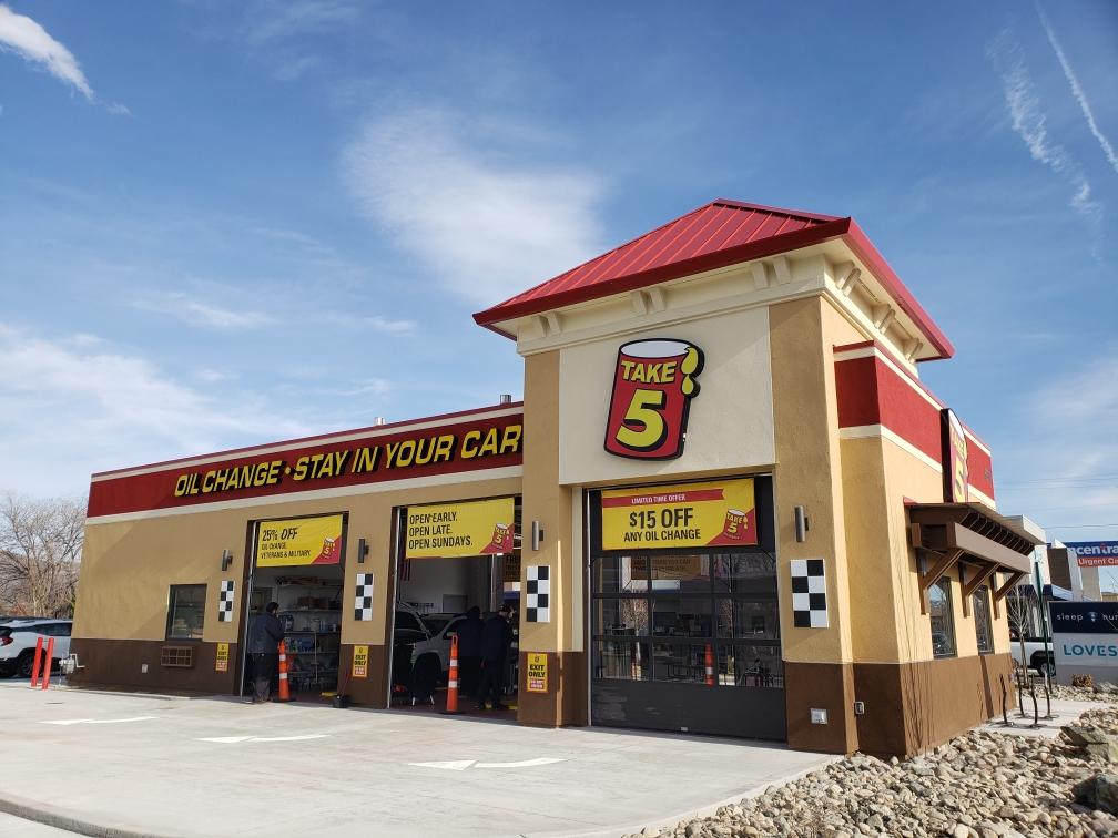 Take 5 Oil Change