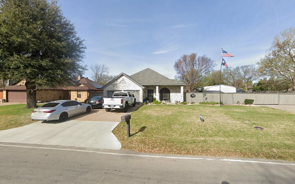 Paradise River Property Management Landscape Designer in Grand Prairie, TX