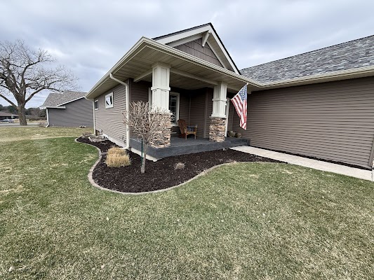 Matt's Landscaping Landscaper in Altoona, WI