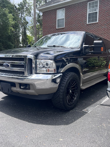 Raymond Auto Repair