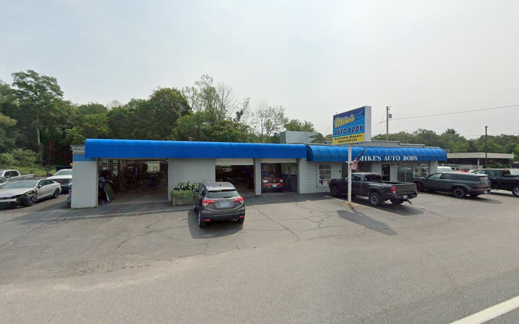 Mike's Auto Body Auto Repair in North Kingstown, RI