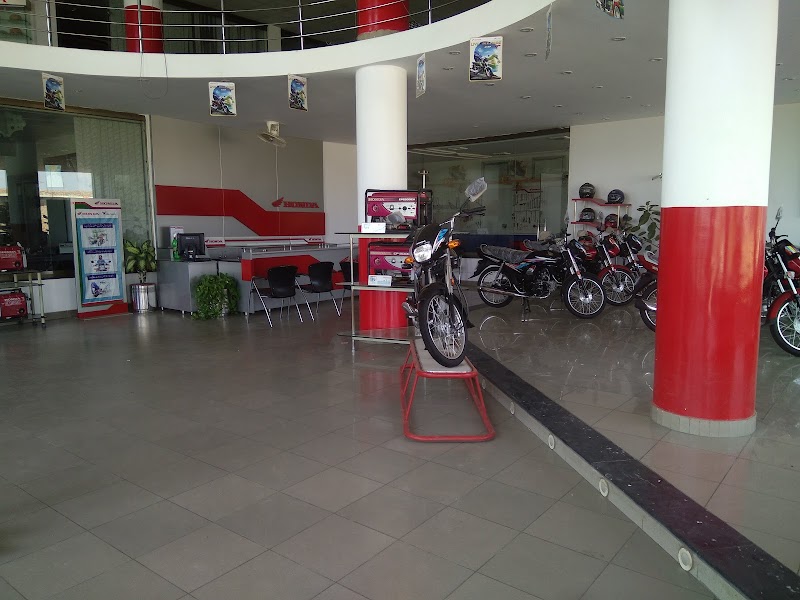 Shahid Honda Traders in Pasrūr, Punjab