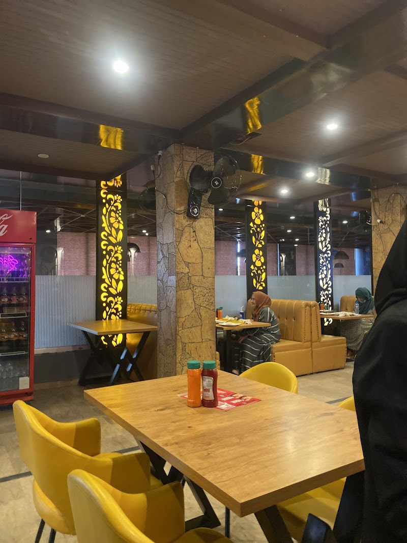 Pizza Online Johar Town in Lahore, Punjab