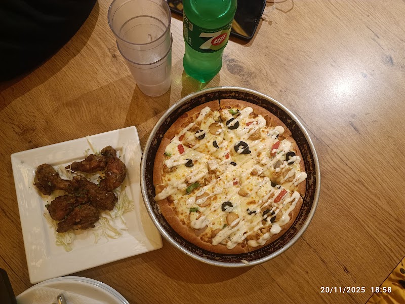 Gujrat papa's Pizza (Jhelum) in Jhelum, Punjab