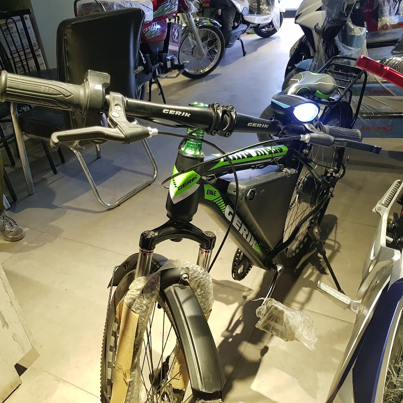 FAM Autos (Electric-Bike & Electric-Scooty Dealer Lahore) Evee Exclusive Show Room in Lahore, Punjab