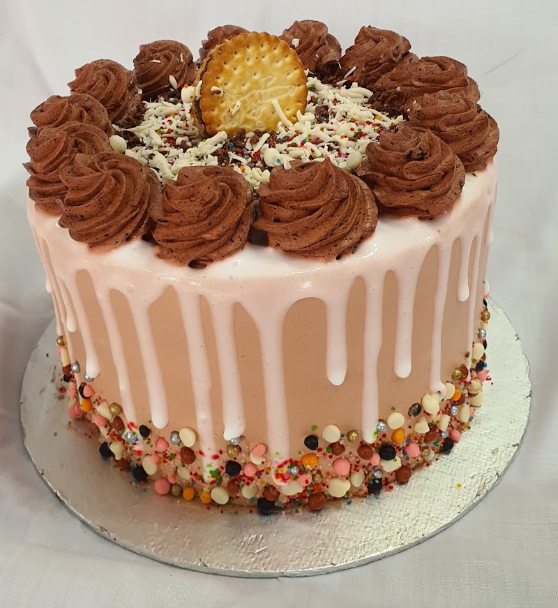 Seza Sweets and Bakers in Gojra, Punjab