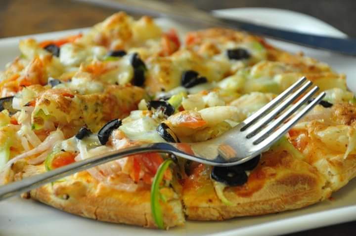 Fine Pizza cafè in Zāhir Pīr, Punjab