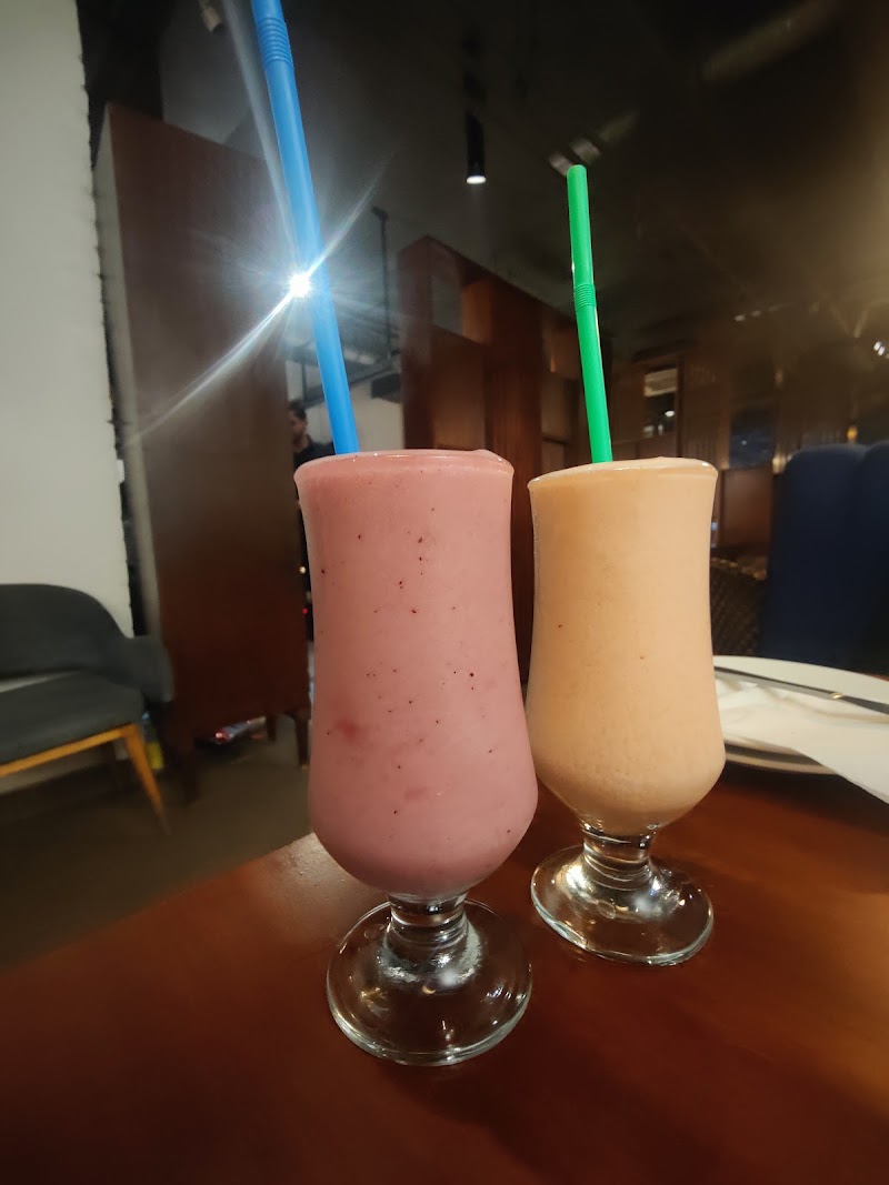 Malee's Cafe & Bakers in Gujranwala, Punjab