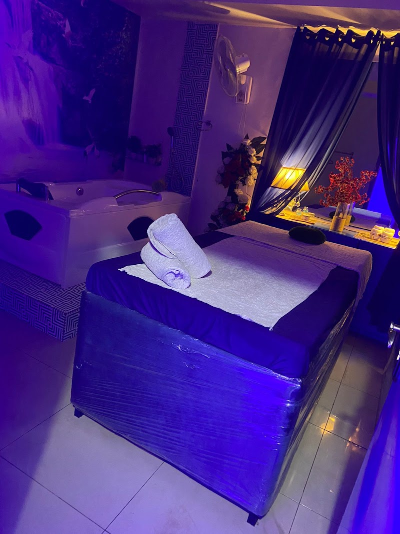 S Paradise Executive spa in Rawalpindi, Punjab