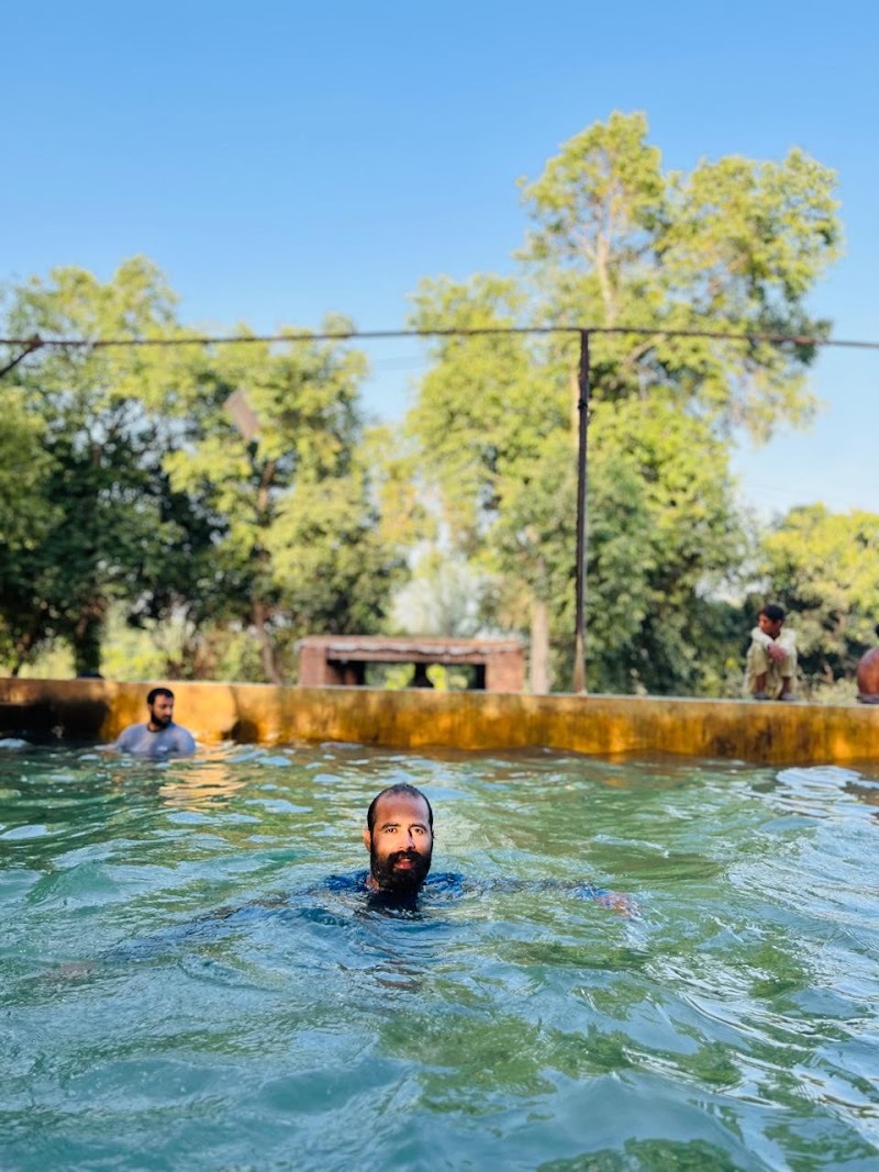 Rana Sher Khan Swimming Pool in ملتان, پنجاب