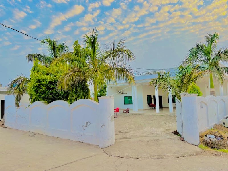 Khawaja Tikka Shop 2 in Mandi Bahauddin, Punjab