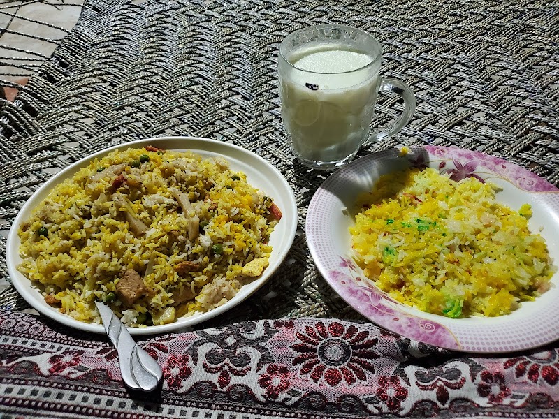 Manzil-e-Shauq Restaurant in Gujranwala, Punjab