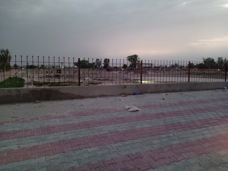 Fazal Park Lake in Khanewal, Punjab