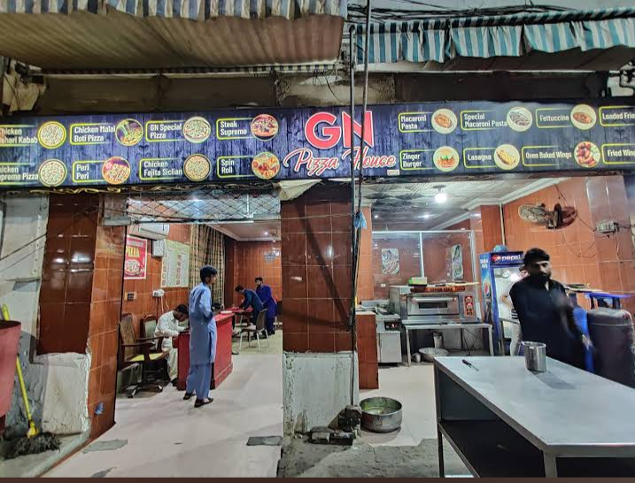 Ghulam Nabi Resturant in Sadiqabad, Punjab