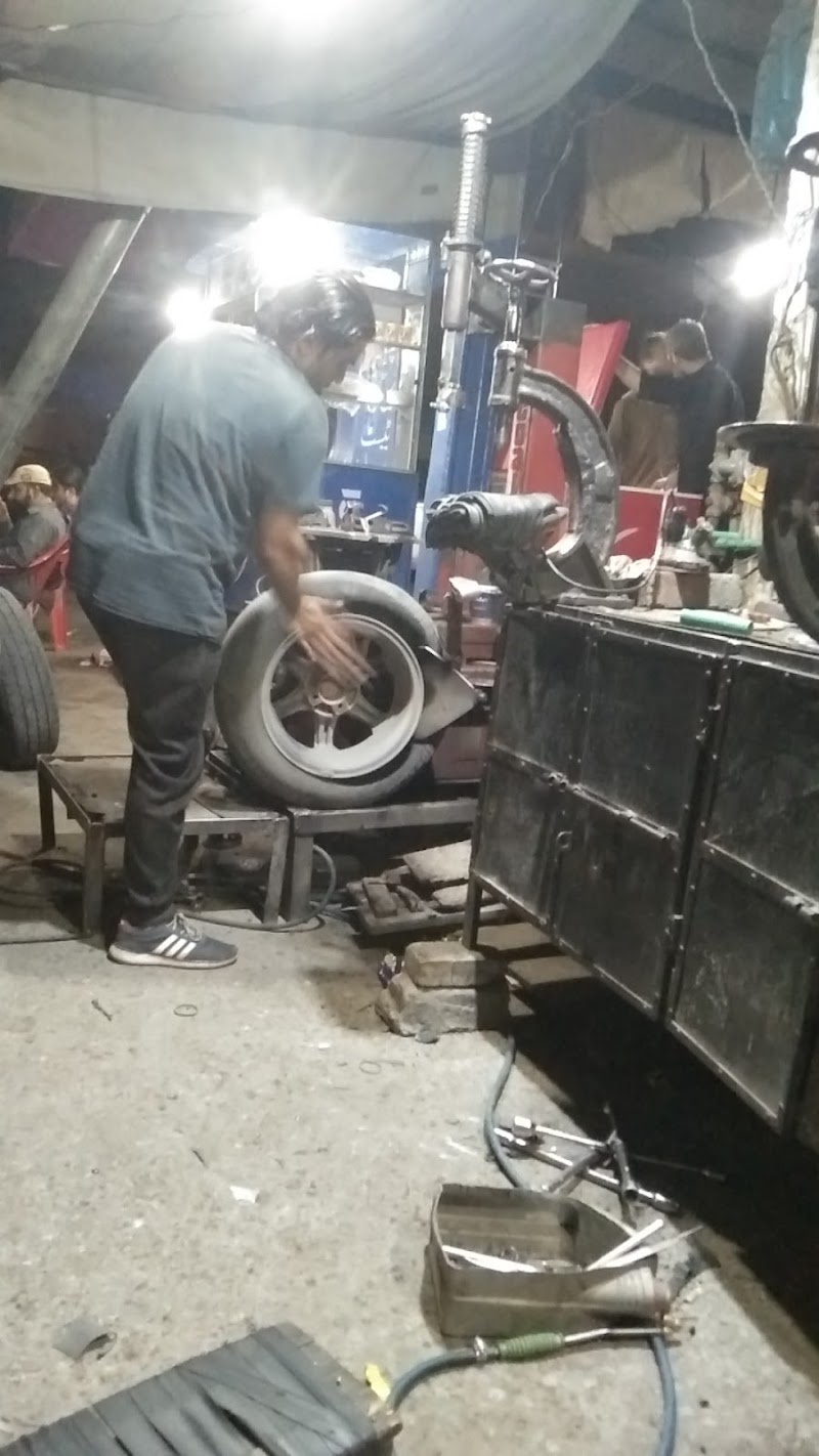 Shahbaz Driving Centre in Gujranwala, Punjab