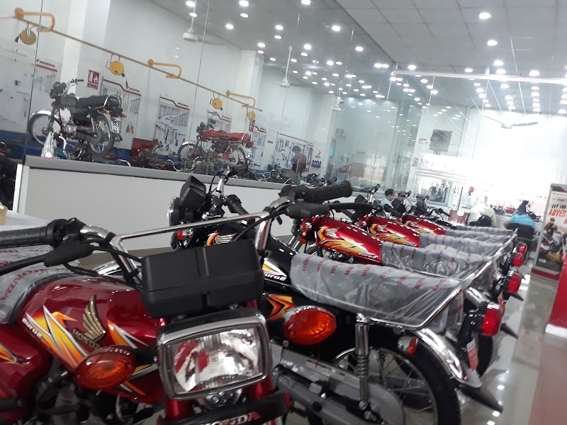 Mustafa Honda Cnetre in Faisalabad, Punjab