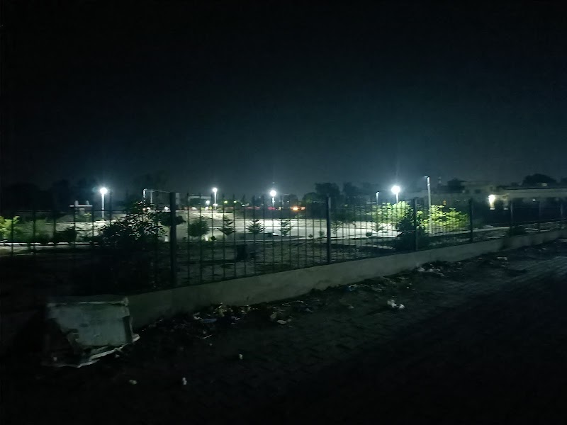 Fazal Park Lake in Khanewal, Punjab