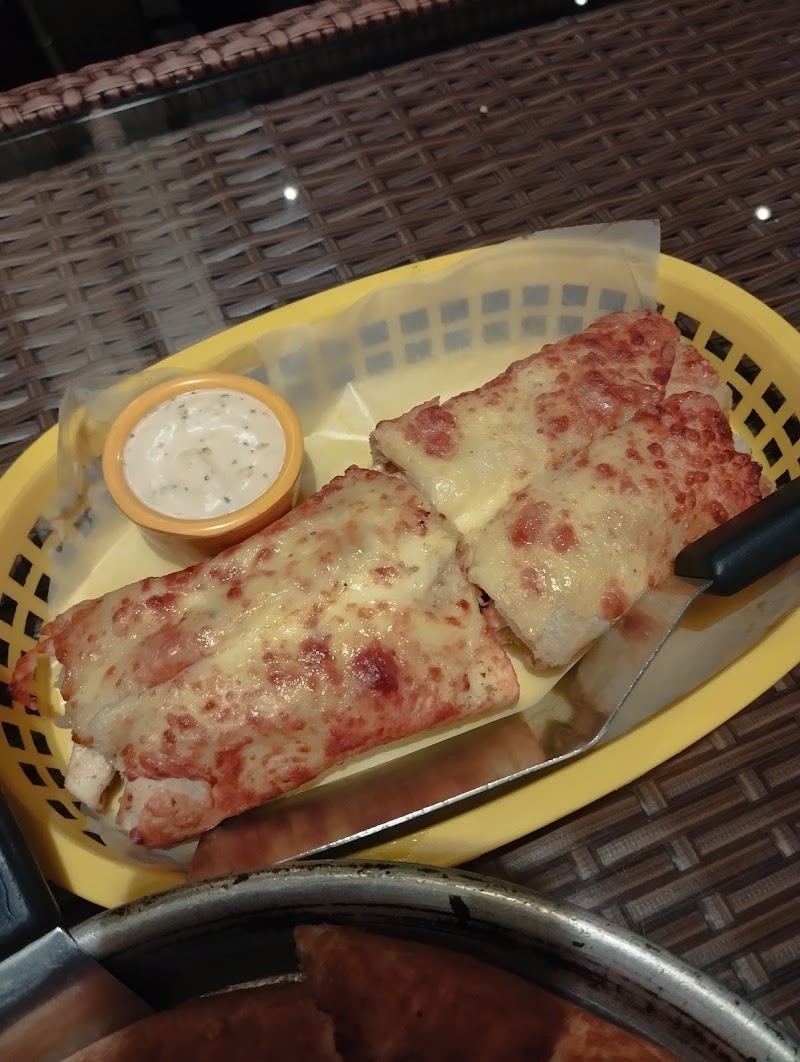Pizza Online Johar Town in Lahore, Punjab
