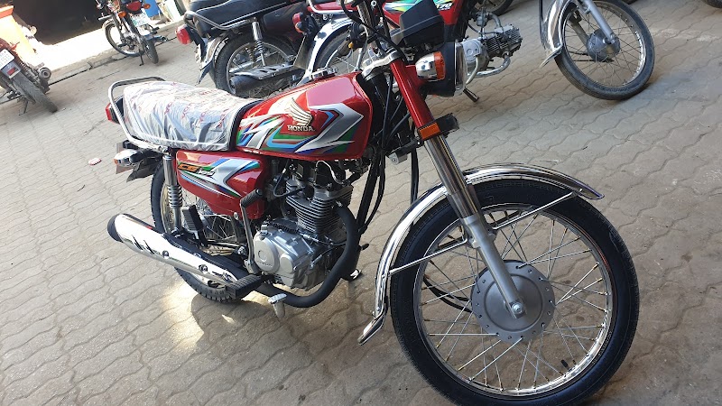 Khan Pan Corner in Gujrat, Punjab