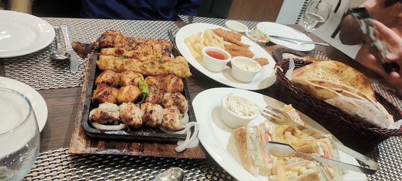 Salt'n Pepper Restaurant in Burewala, Punjab